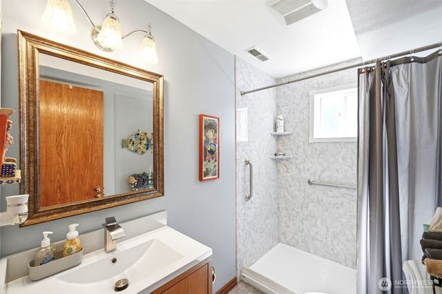 1010 1st Lane, Mukilteo, WA 98275