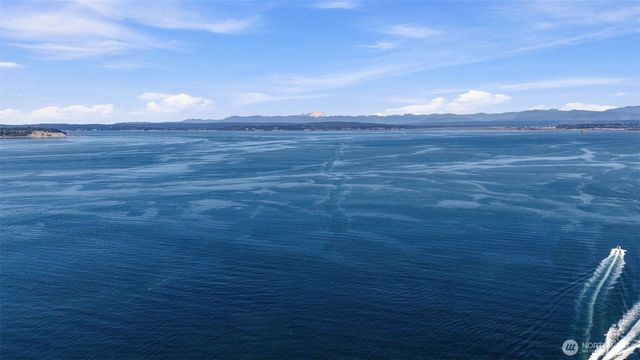 1010 1st Lane, Mukilteo, WA 98275