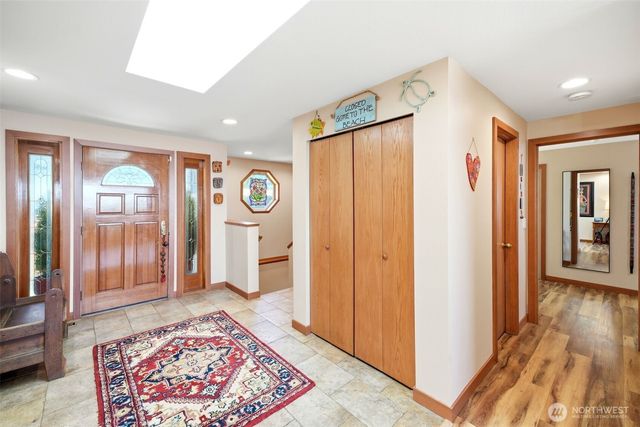 1010 1st Lane, Mukilteo, WA 98275