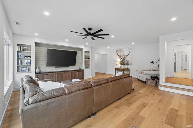 5999 Nehrt Road, Bloomington, IN 47408