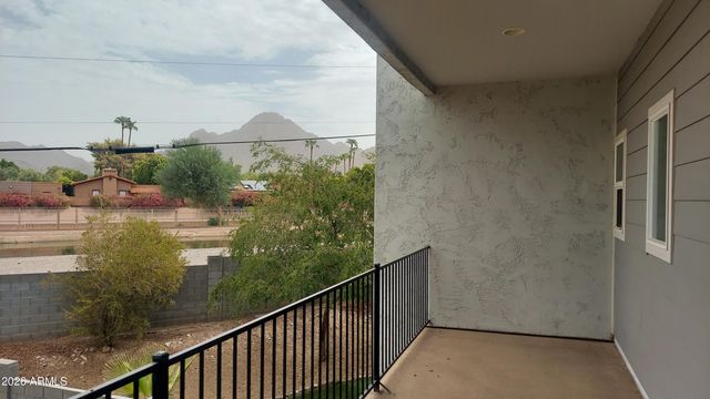 1728 E Ocotillo Road, Phoenix, AZ 85016