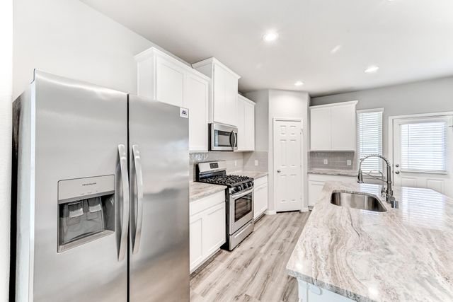 27085 Kestrel Trail, Magnolia, TX 77354