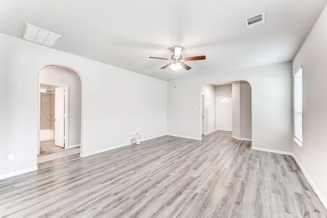 27085 Kestrel Trail, Magnolia, TX 77354