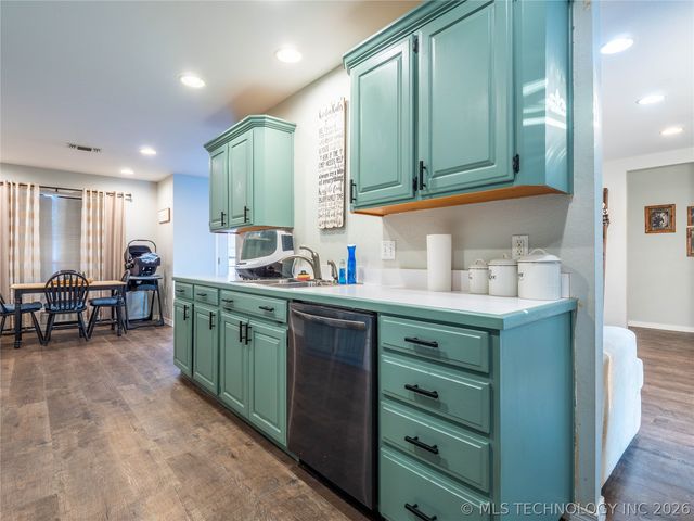 2208 Green Meadows, Mcalester, OK 74501