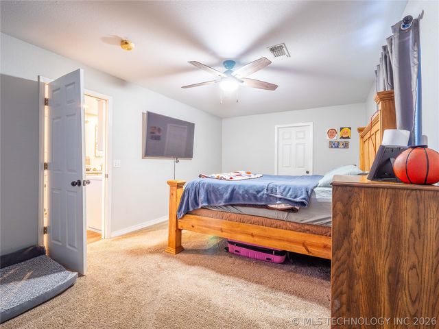 2208 Green Meadows, Mcalester, OK 74501