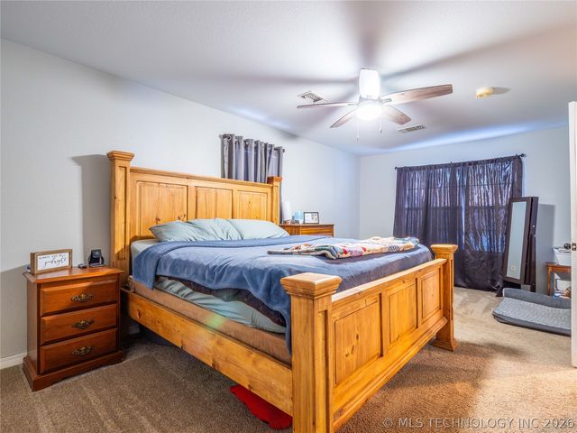 2208 Green Meadows, Mcalester, OK 74501