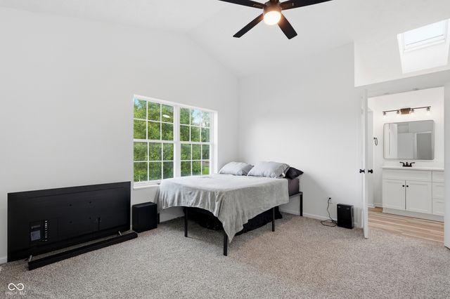 11127 Bayridge Circle W, Indianapolis, IN 46236