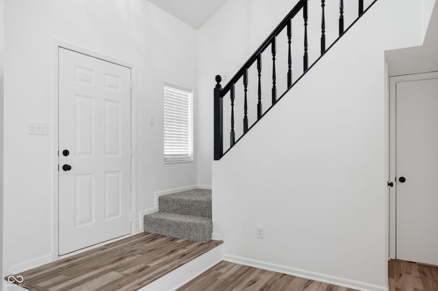 11127 Bayridge Circle W, Indianapolis, IN 46236