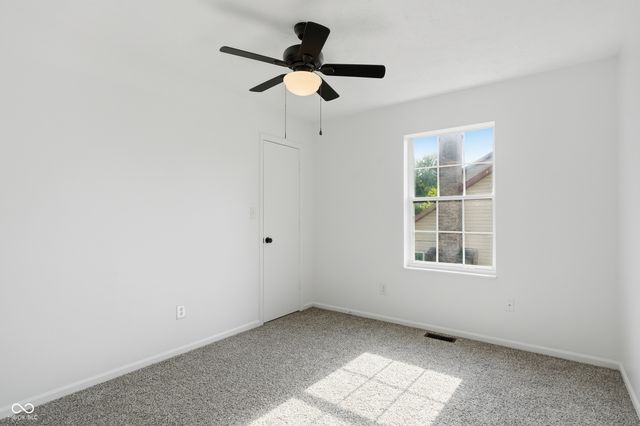 11127 Bayridge Circle W, Indianapolis, IN 46236