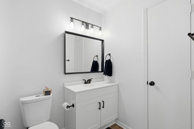 11127 Bayridge Circle W, Indianapolis, IN 46236
