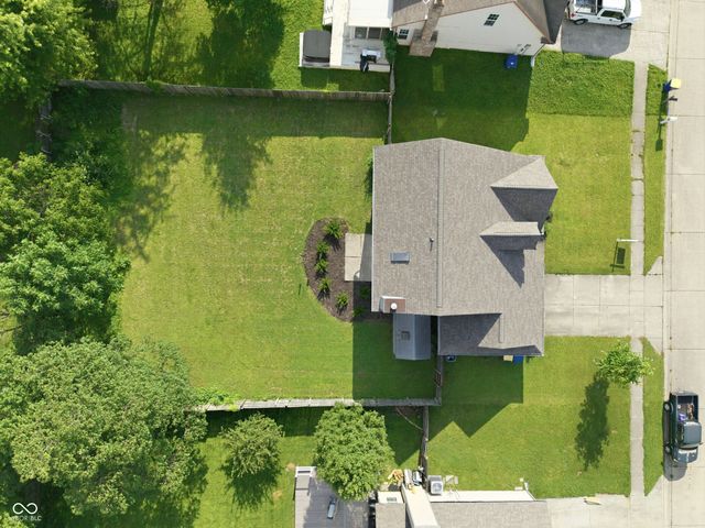 11127 Bayridge Circle W, Indianapolis, IN 46236