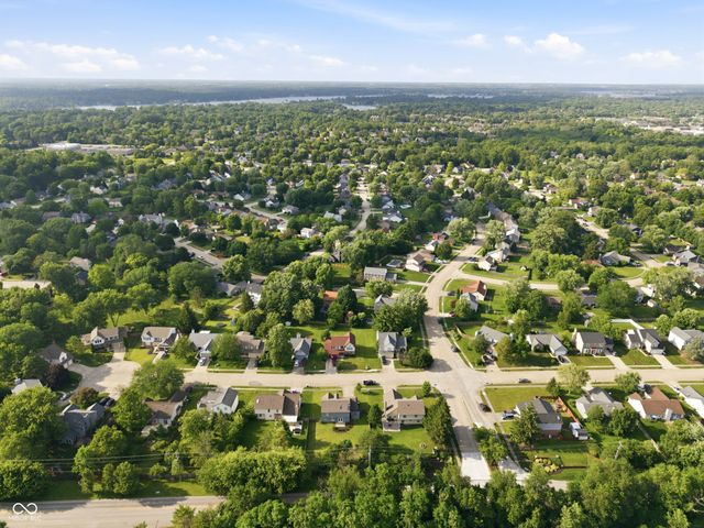 11127 Bayridge Circle W, Indianapolis, IN 46236