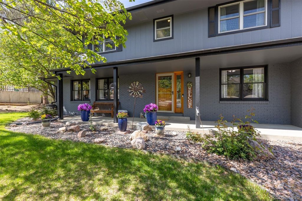 16547 W 73rd Drive, Arvada, CO 80007