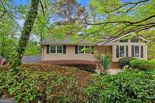 4191 Whispering Forest Court SW, Lilburn, GA 30047