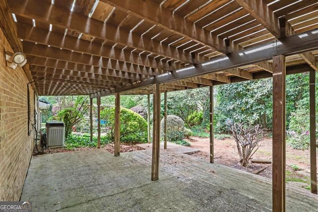 4191 Whispering Forest Court SW, Lilburn, GA 30047