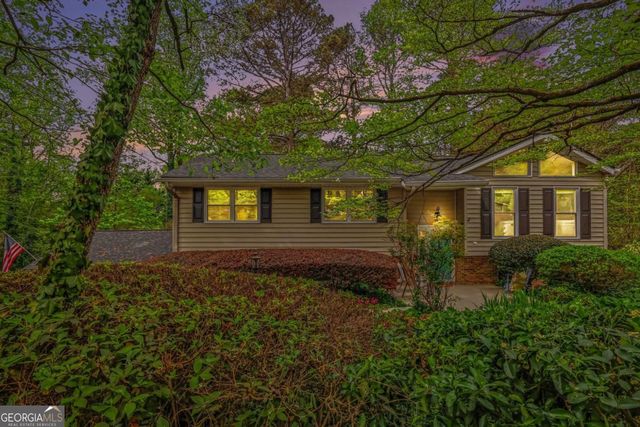 4191 Whispering Forest Court SW, Lilburn, GA 30047