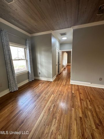 3564 Cowan Place, Jackson, MS 39216