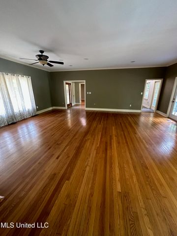 3564 Cowan Place, Jackson, MS 39216