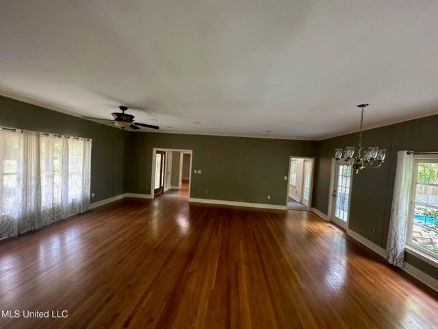 3564 Cowan Place, Jackson, MS 39216