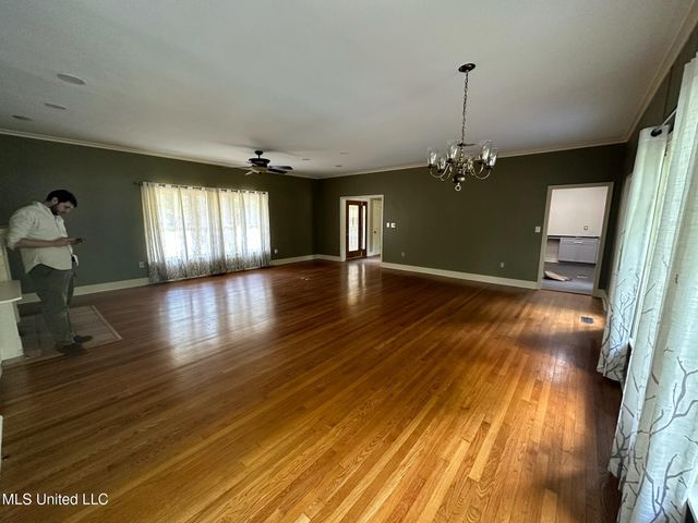 3564 Cowan Place, Jackson, MS 39216