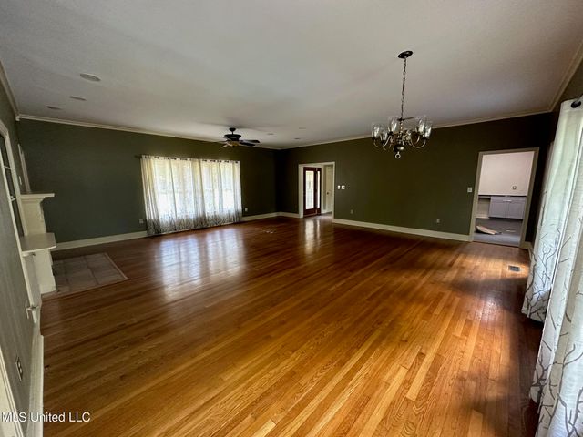 3564 Cowan Place, Jackson, MS 39216