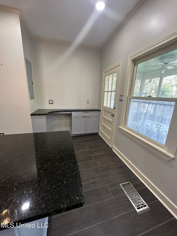 3564 Cowan Place, Jackson, MS 39216