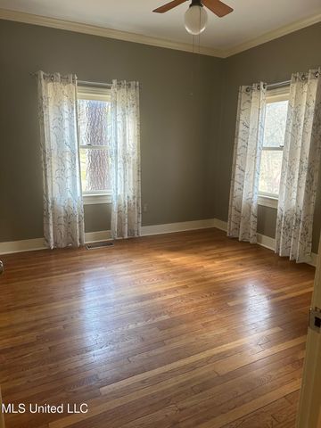 3564 Cowan Place, Jackson, MS 39216