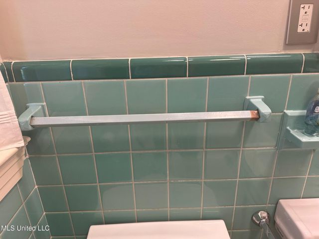 3564 Cowan Place, Jackson, MS 39216