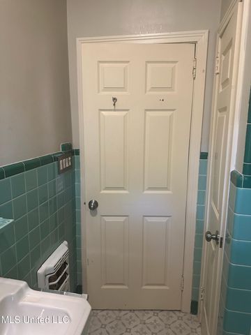 3564 Cowan Place, Jackson, MS 39216