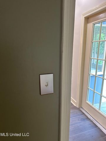 3564 Cowan Place, Jackson, MS 39216