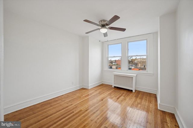 5648 N WARNOCK ST, Philadelphia, PA 19141