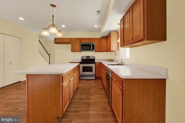 1305 STIRLING ST, Coatesville, PA 19320