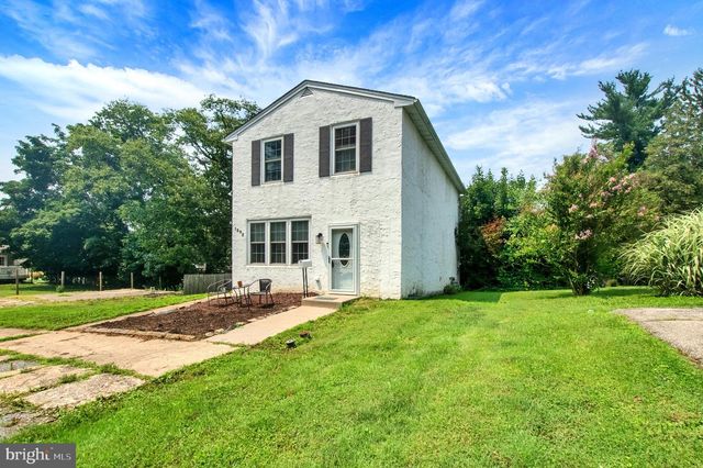 1305 STIRLING ST, Coatesville, PA 19320