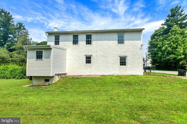 1305 STIRLING ST, Coatesville, PA 19320