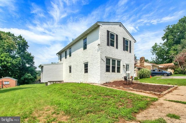 1305 STIRLING ST, Coatesville, PA 19320