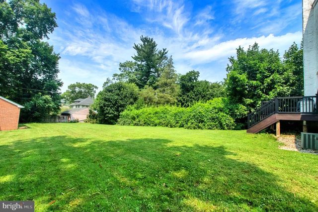 1305 STIRLING ST, Coatesville, PA 19320