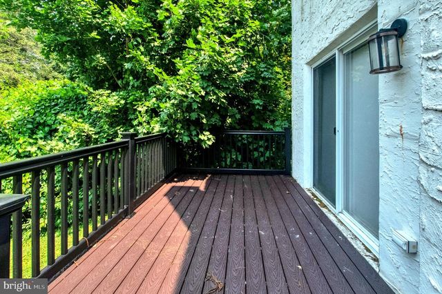 1305 STIRLING ST, Coatesville, PA 19320