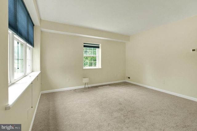 1305 STIRLING ST, Coatesville, PA 19320