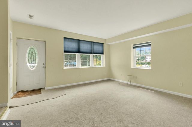 1305 STIRLING ST, Coatesville, PA 19320