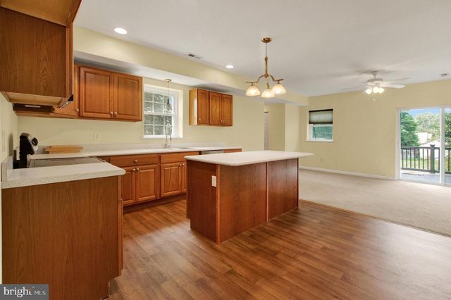 1305 STIRLING ST, Coatesville, PA 19320