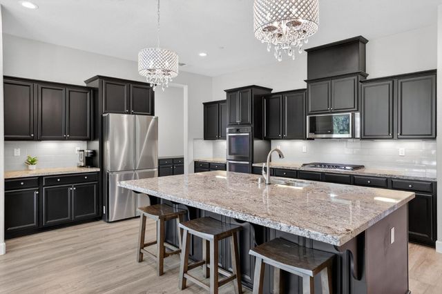 6324 Monument Springs Dr, Rocklin, CA 95677