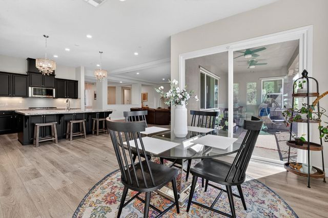 6324 Monument Springs Dr, Rocklin, CA 95677