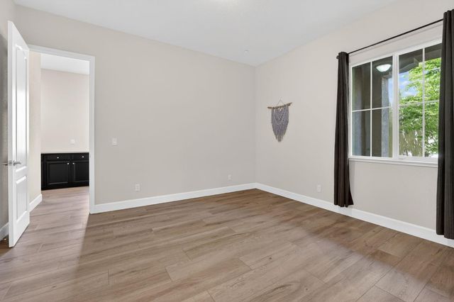 6324 Monument Springs Dr, Rocklin, CA 95677