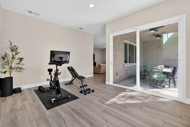 6324 Monument Springs Dr, Rocklin, CA 95677