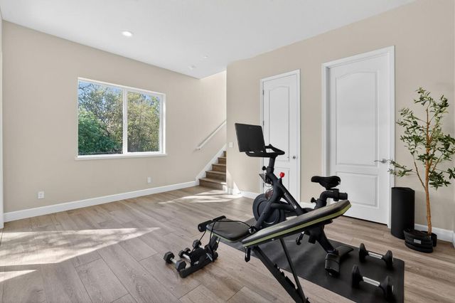 6324 Monument Springs Dr, Rocklin, CA 95677