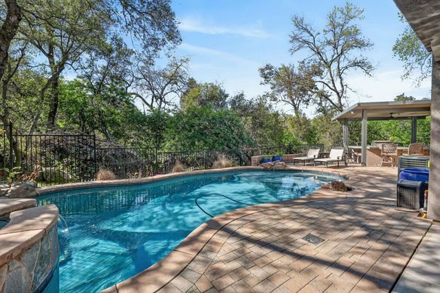 6324 Monument Springs Dr, Rocklin, CA 95677