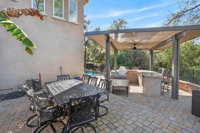 6324 Monument Springs Dr, Rocklin, CA 95677