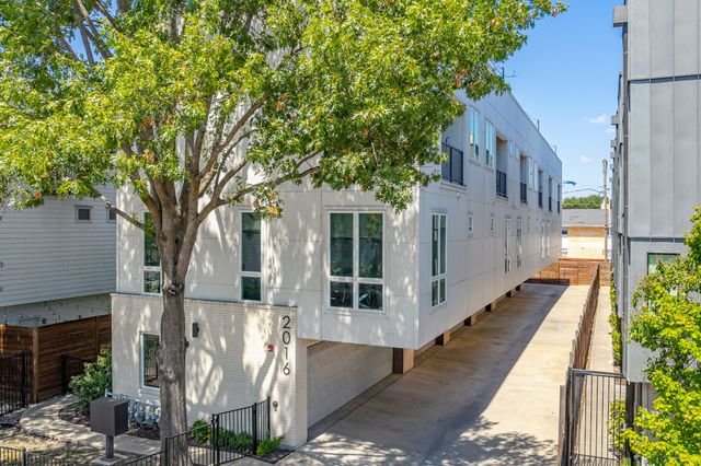 2016 N Fitzhugh Avenue 105, Dallas, TX 75204