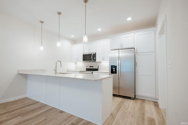 6747 Ellipse Place, Evansville, IN 47715