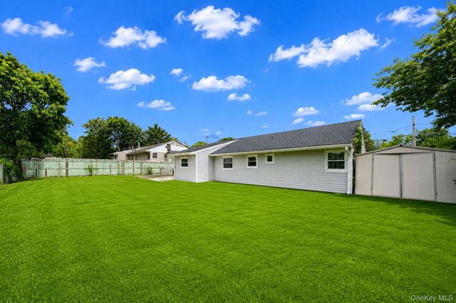36 Naples Avenue, Central Islip, NY 11722